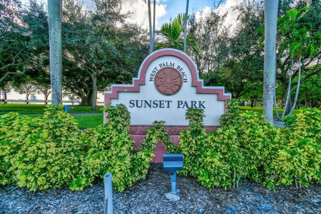 Tropical Beach & Lakefront Home West Palm Beach Ngoại thất bức ảnh